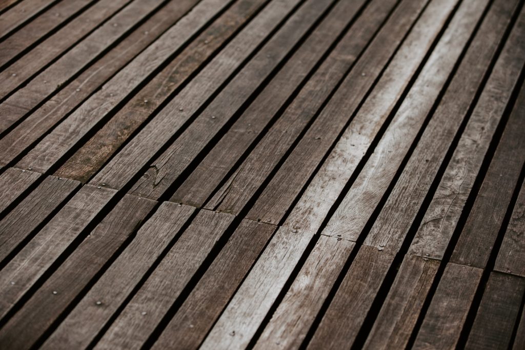atelier-b-parquet-abime